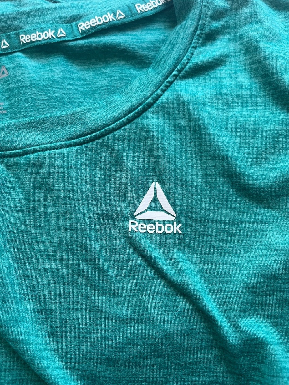 Reebok Men's Long Sleeve Workout Shirt Size L Green Activewear Trail Shirt